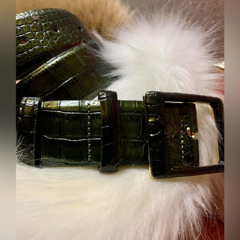 💚NWT Audrey Talbots Large Lizard Grain Leather Belt in Metallic Dark Green#TARG